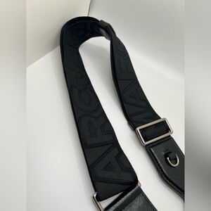 2 Marc Jacobs straps